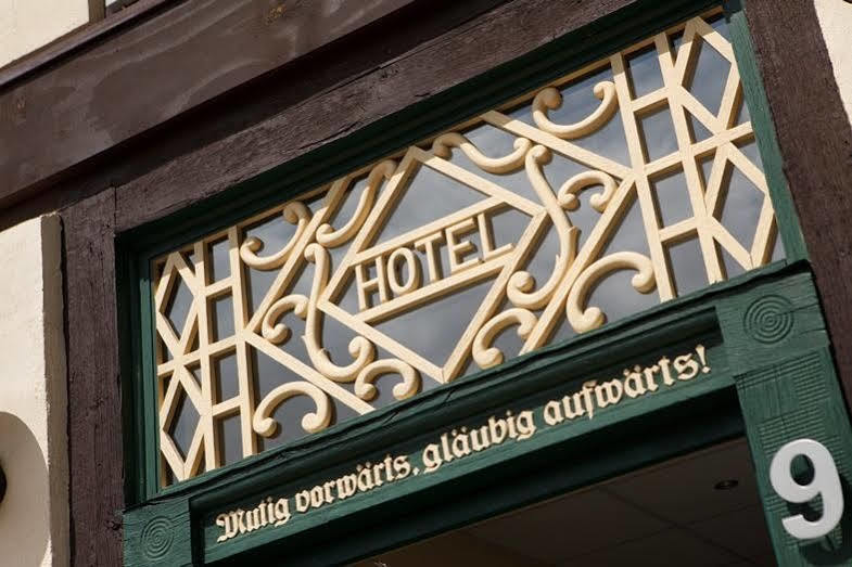 Landhotel Zum Pottkuchen Kalbe  Esterno foto